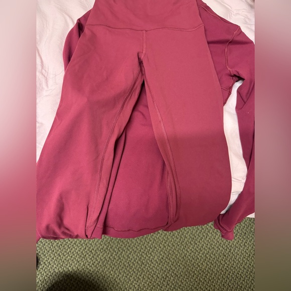 LEGGINGS ONLY - Picture 6 of 7